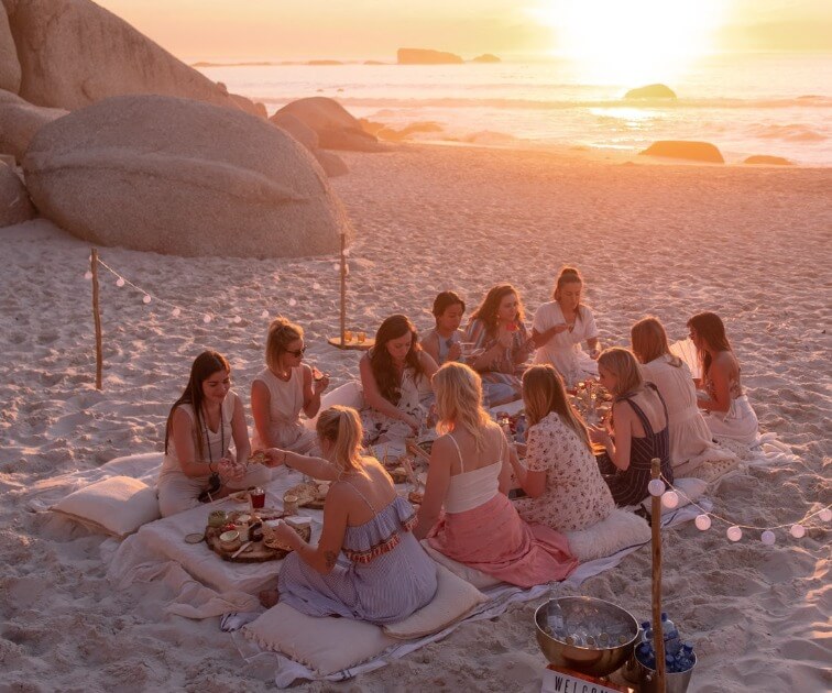 Load image into Gallery viewer, Ladies enjoying a meal on the beach - From the Beach to the Bush with Kiersten &amp; Caity - VendorSafari &amp; Exploration (Women only) - JOURNEY - Zhoola
