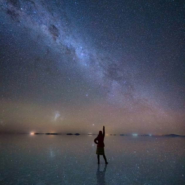 Load image into Gallery viewer, Milky-Way-Reflections-Salar-de-Uyuni-Bolivia-Astro-Workshop - Astro Photography with Colby Brown - Photography &amp; Hike - Workshop - Zhoola
