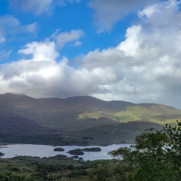 Scenic view of the Ring of Kerry, Ireland - Hike the Kerry way with Sherry Ott - VendorHike & Nature - JOURNEY - Zhoola