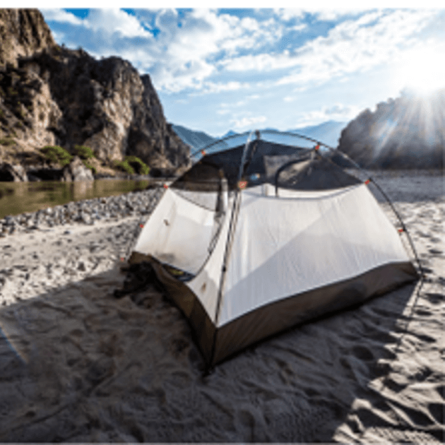 Load image into Gallery viewer, Sweet camping spot on the Central canyon of the Marañón - Kingdom of clouds with Luigi Marmanillo - Rafting &amp; camping - EXPEDITION

