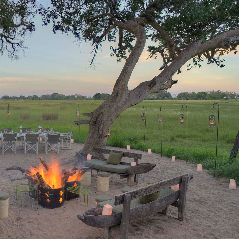 Load image into Gallery viewer, Ultimate Luxury Camp Experience in Nature - Safari in the Okavango Delta in Botswana with Sebastian &amp; Lin-1 -VendorSafari &amp; Nature - EXPEDITION - Zhoola
