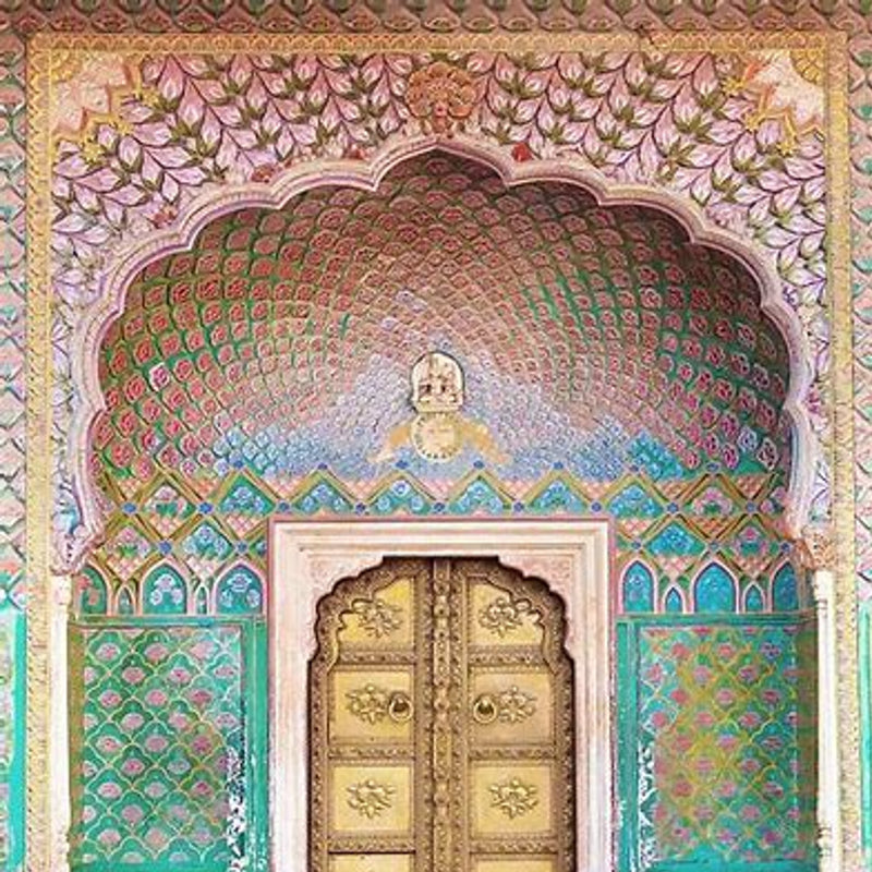 Load image into Gallery viewer, Rose Gate, City Palace - JaipurSignature India with Sandhya Balakrishnan - Yoga &amp; Exploration - Journey - Zhoola
